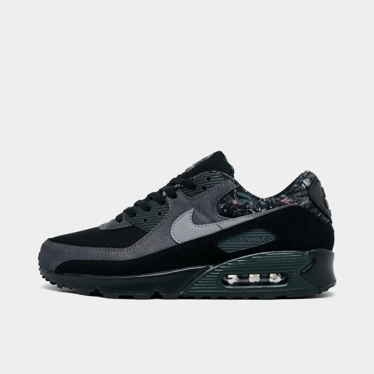 Nike shoes - IQ0300 001 - Black/Dark Smoke Grey/Metallic Cool Grey 3