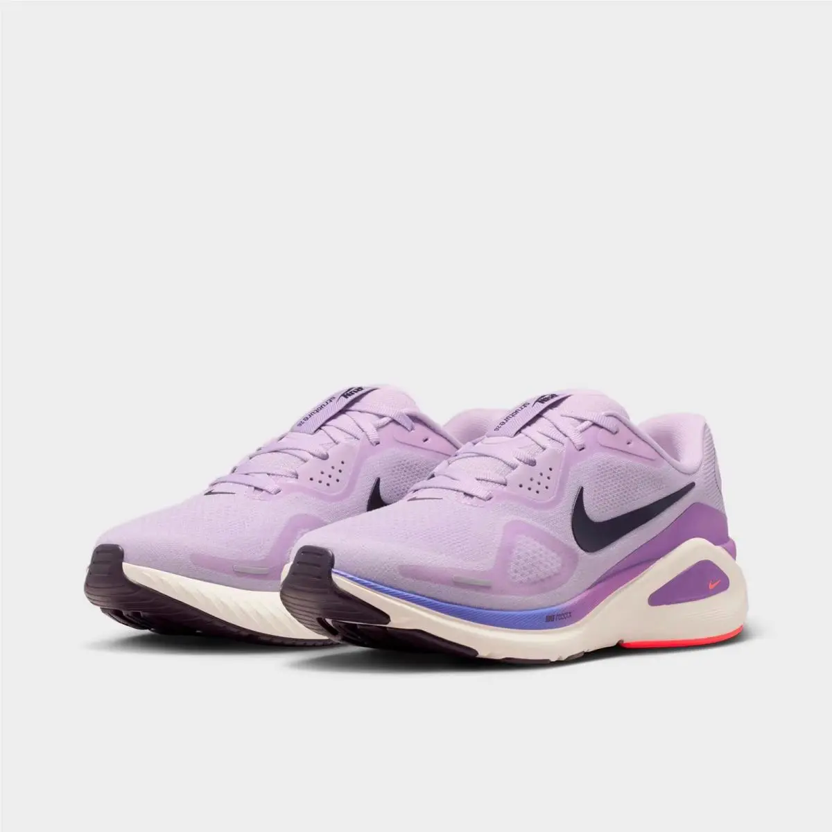 Nike shoes - HQ2589 500 - Violet Mist/Bright Violet/Sapphire/Cave Purple 1