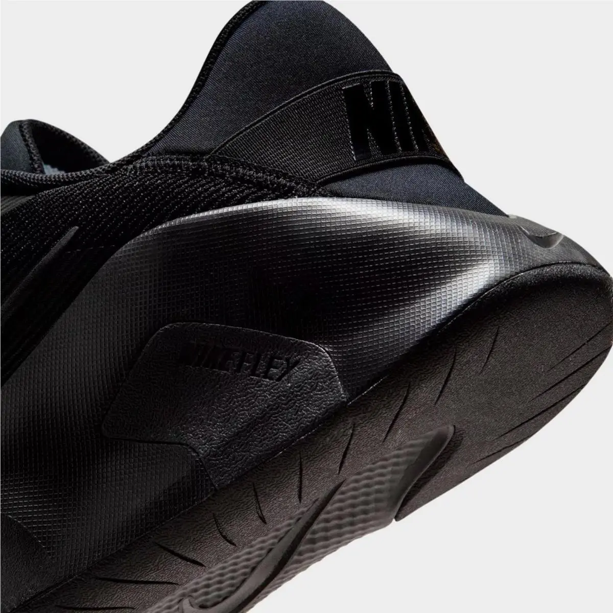 Nike shoes - HV9972 001 - Black/Black 4