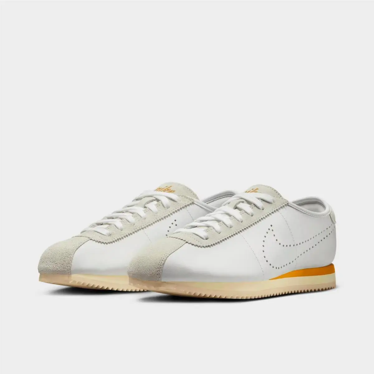 Nike shoes - HQ1841 100 - White/Bronze/Light Bone/Coconut Milk/Pearl White 1