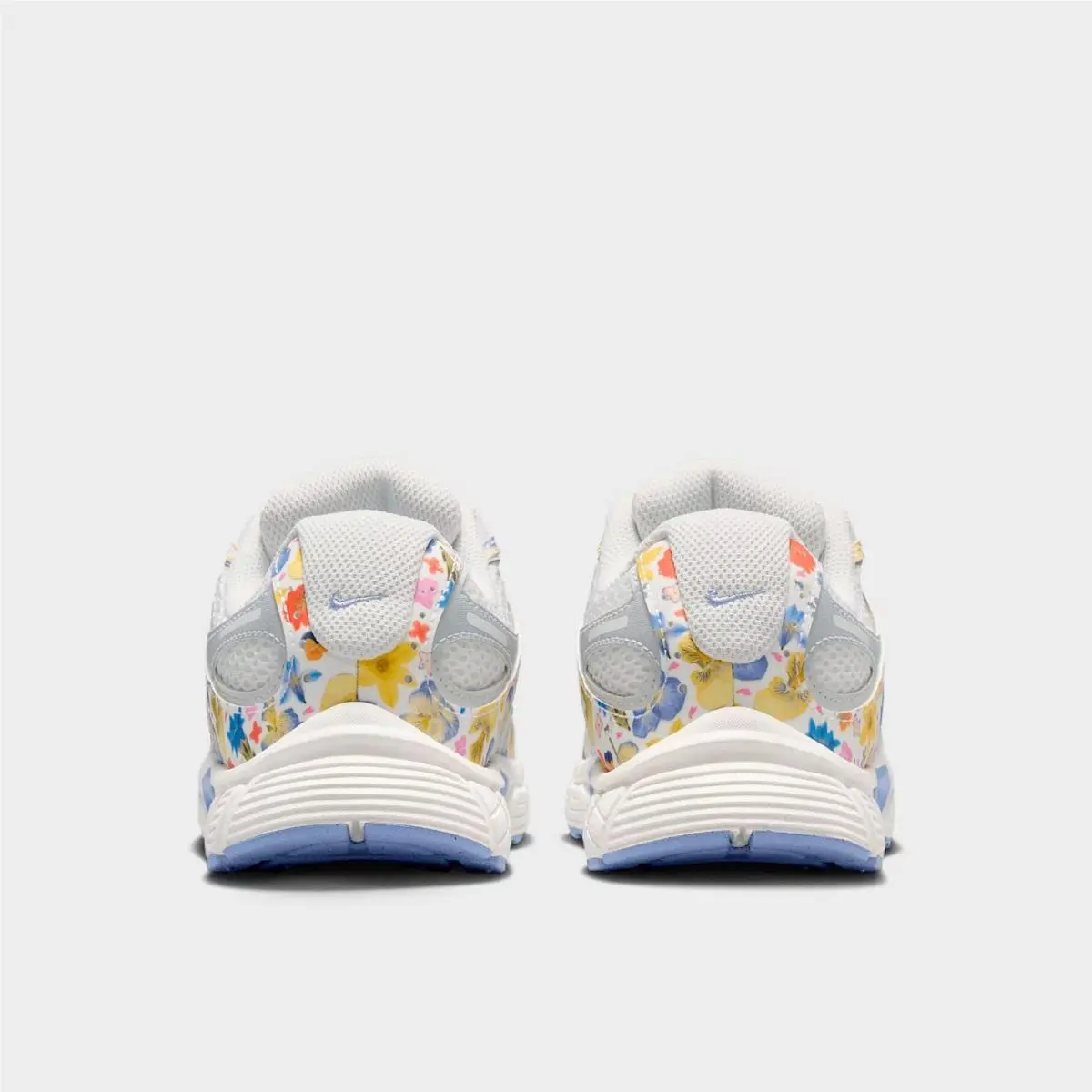 Nike shoes - IQ9036 100 - Summit White/Photon Dust/Light Thistle/Summit White 2