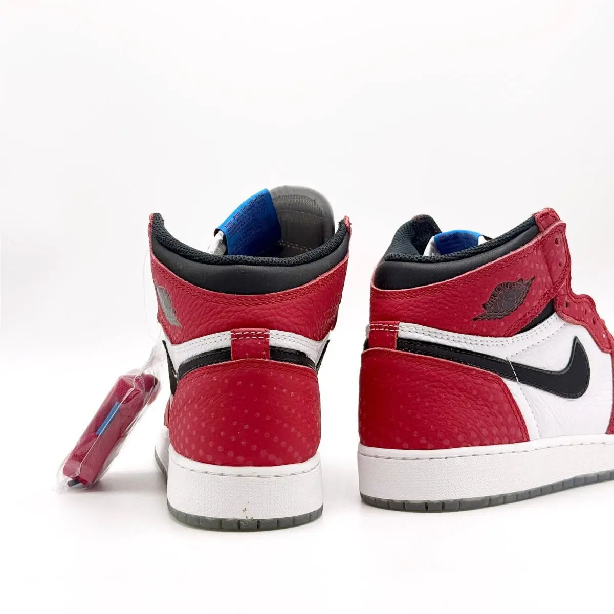 Nike shoes - Air Jordan 1 - Air - Red 2