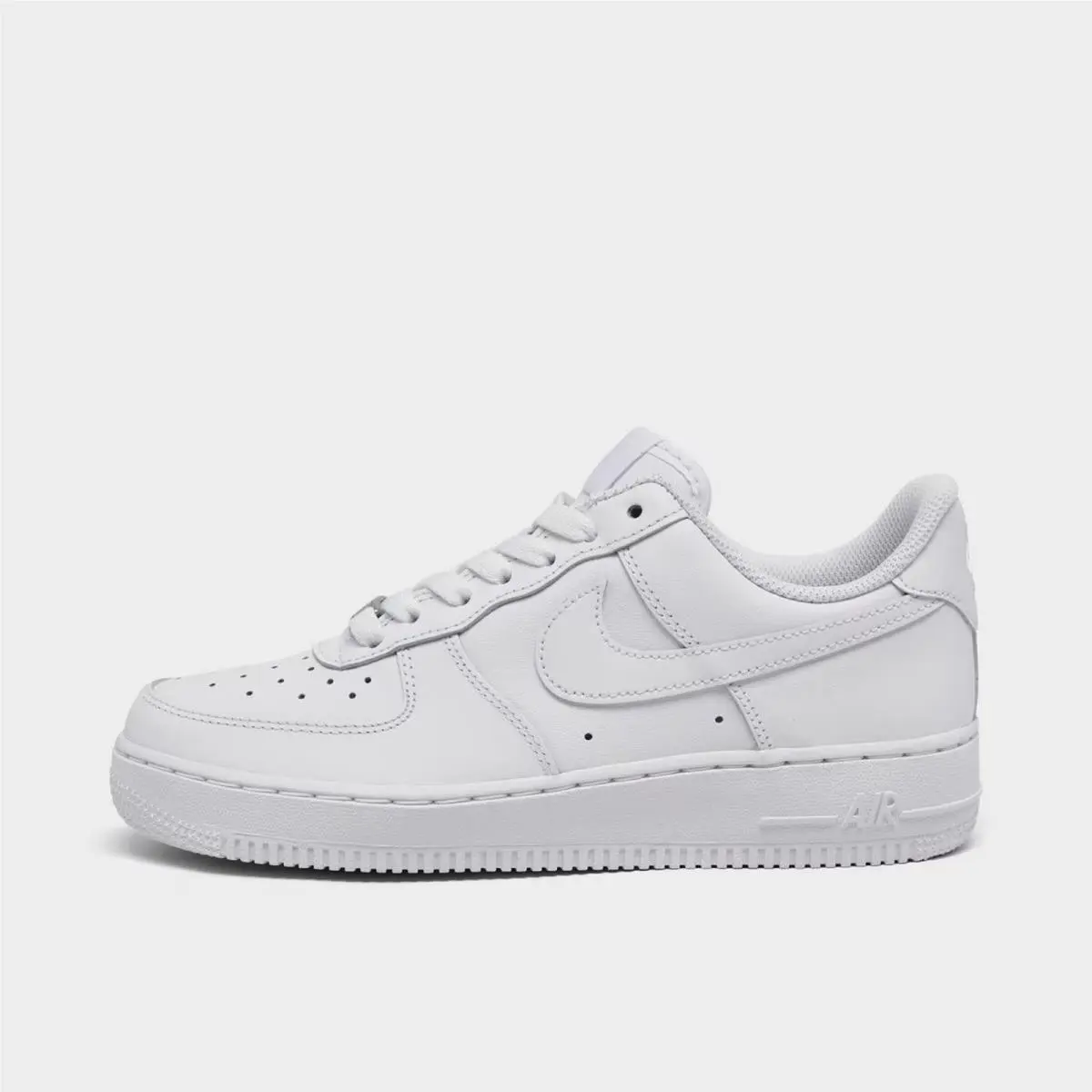 Nike shoes - DD8959 100 - White/White/White 3