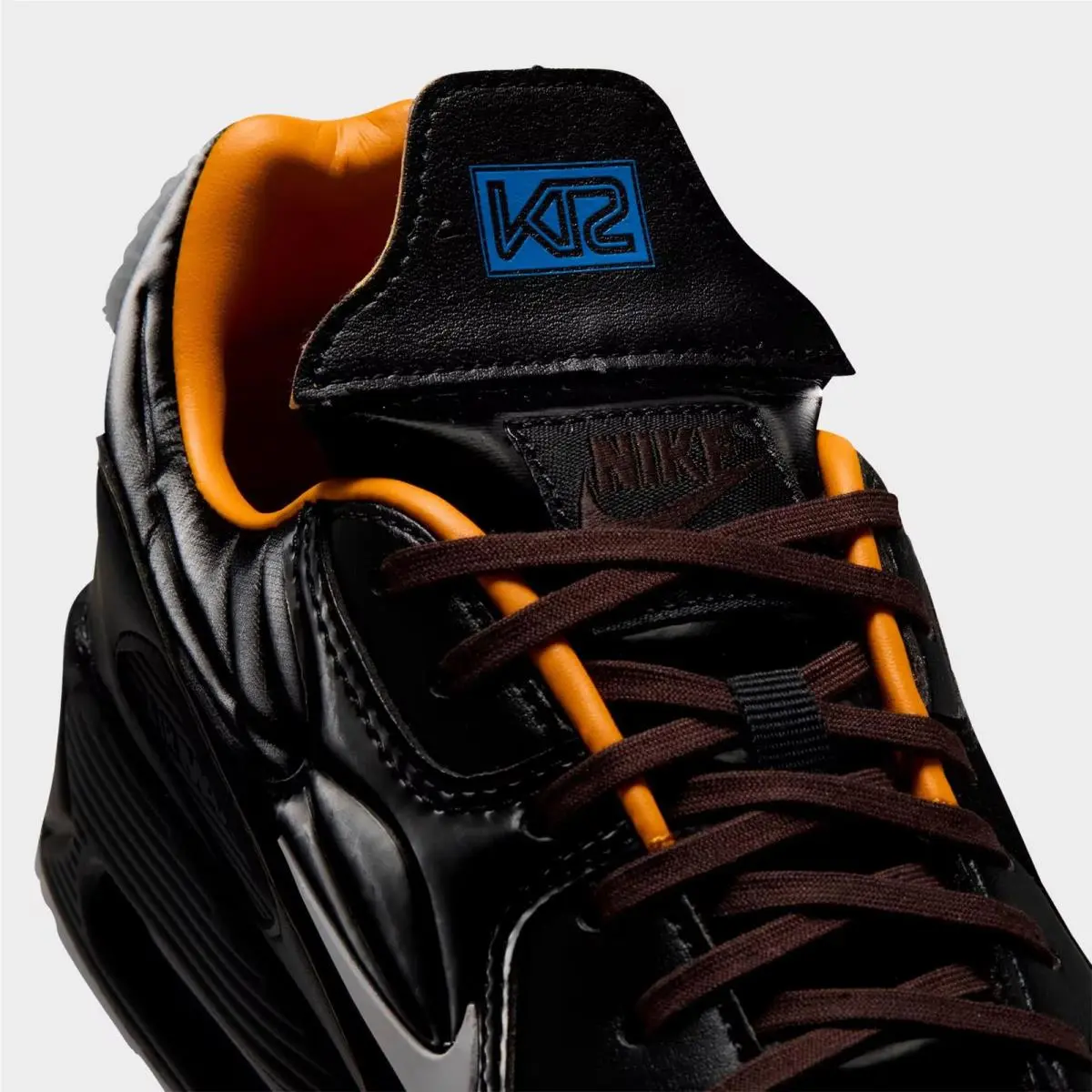 Nike shoes - IR5903 010 - Black/Gold Leaf/Pear/White 0
