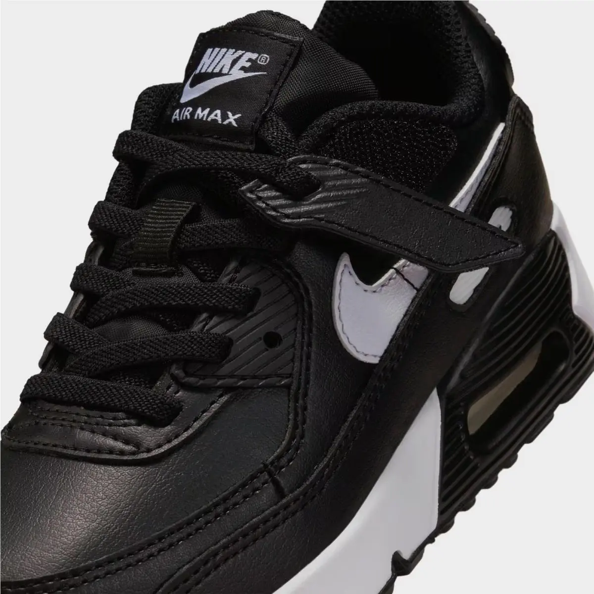 Nike shoes - IH1417 029 - Black/Black/White 4