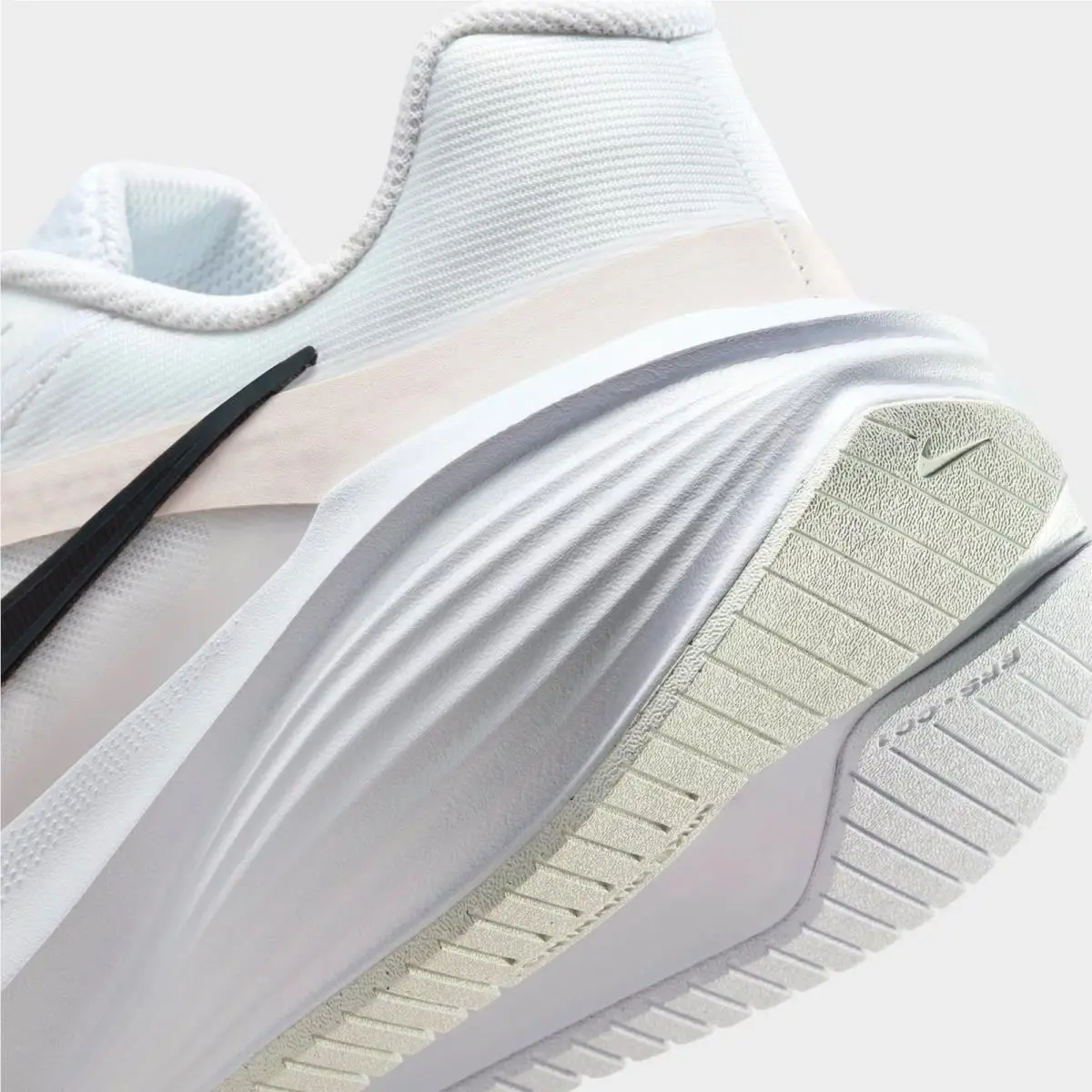 Nike shoes - IB1895 101 - White/Platinum Tint/Anthracite/Black 0