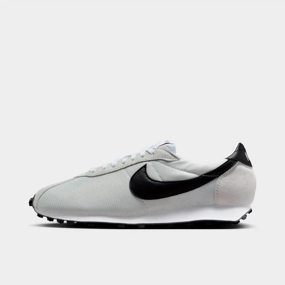 Nike shoes - HJ4687 101 - Summit White/White/Black 3