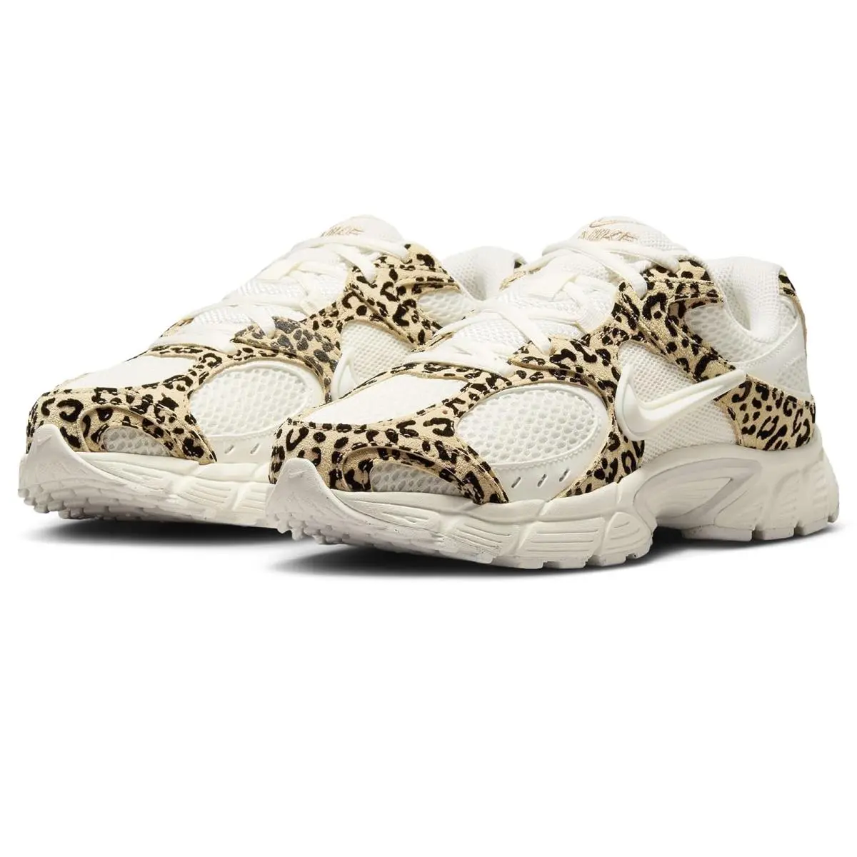 Woman`s Sneakers Athletic Shoes Nike V5 Rnr Suede - Sail/Sail/Hemp
