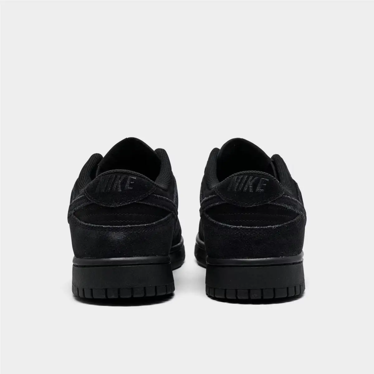 Nike shoes - IB6651 001 - Black/Black/Black 2