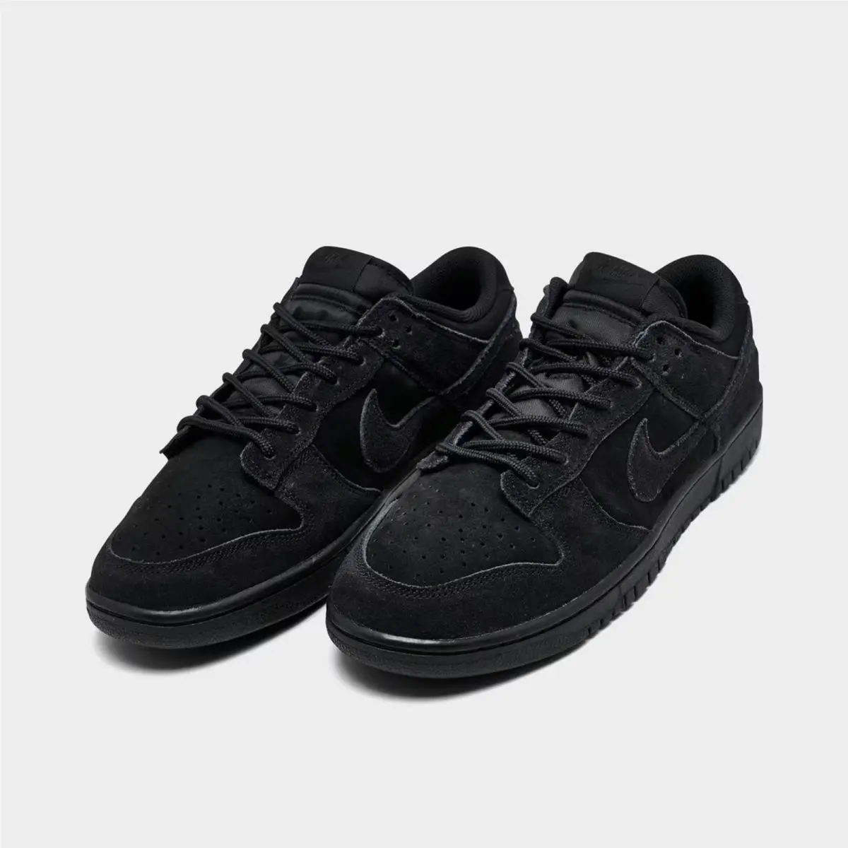 Nike shoes - IB6651 001 - Black/Black/Black 5