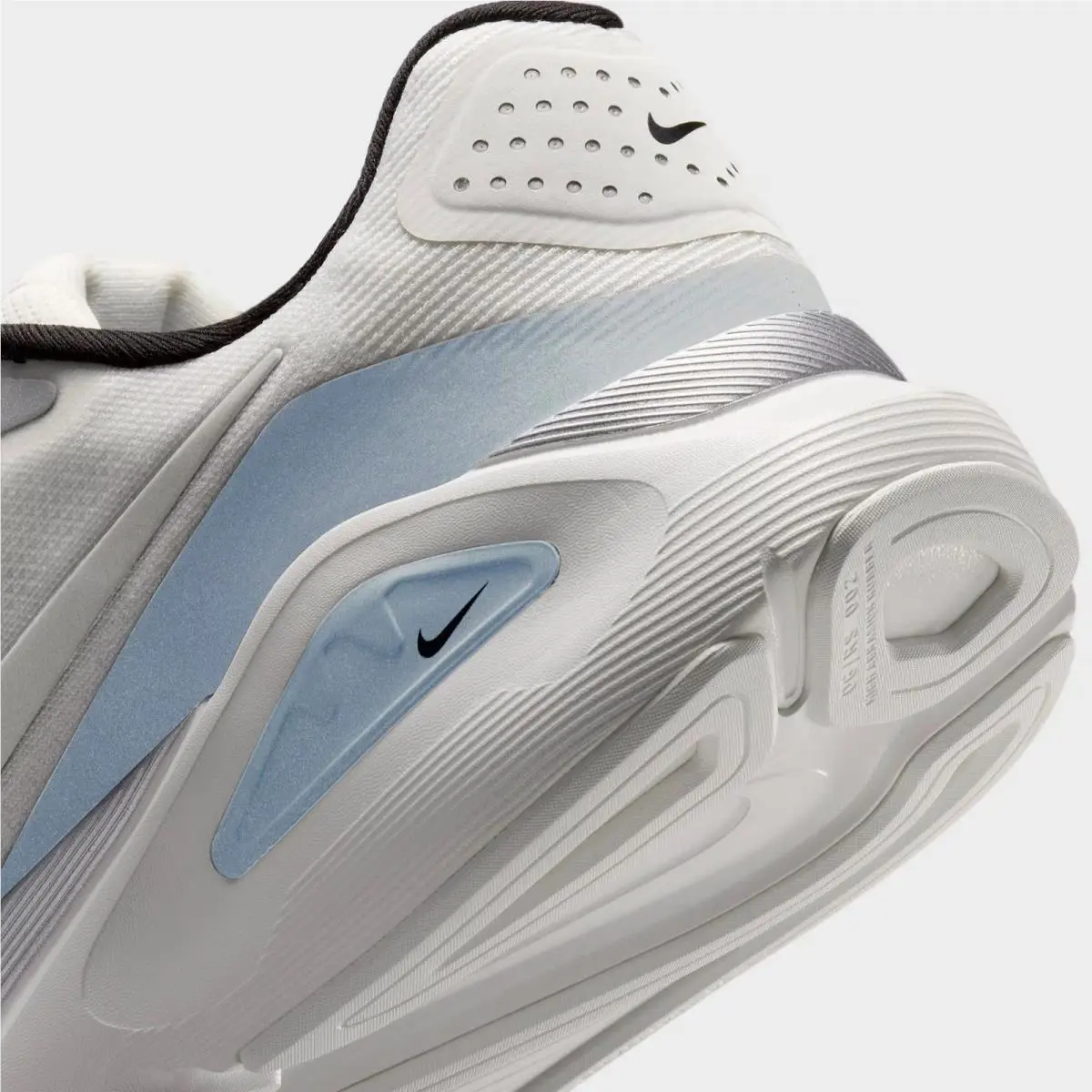 Nike shoes - II7194 100 - Summit White/Black/White/Metallic Silver 4