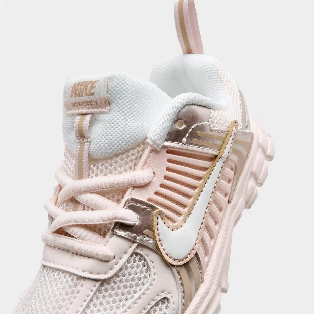 Nike shoes - IR4588 110 - Chalk/Sail 0