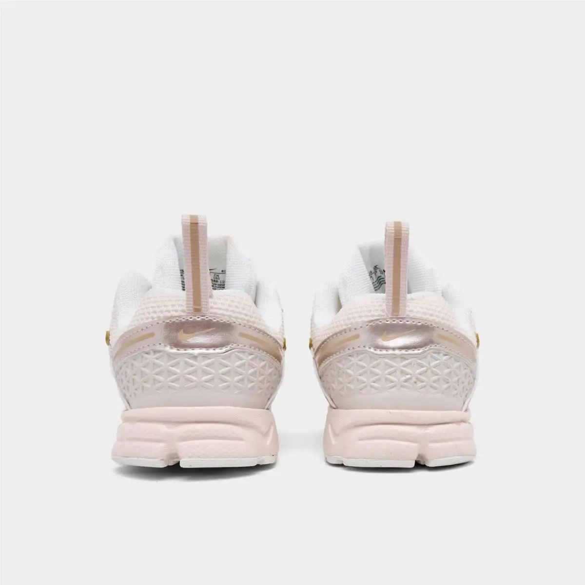 Nike shoes - IR4588 110 - Chalk/Sail 2
