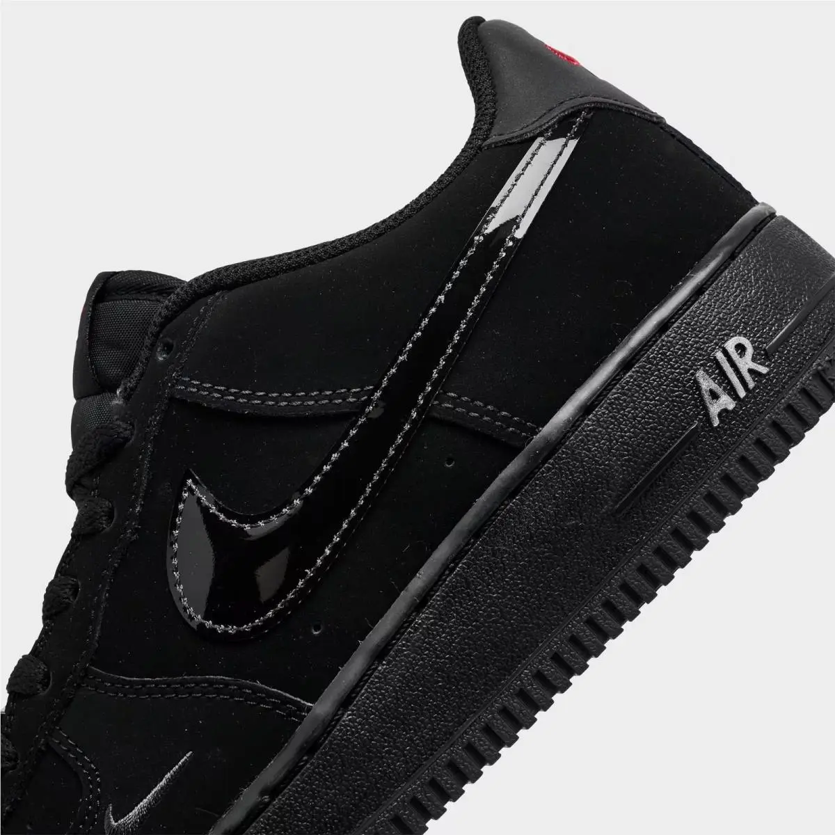 Nike shoes - IR0186 010 - Black/Dark Smoke 4