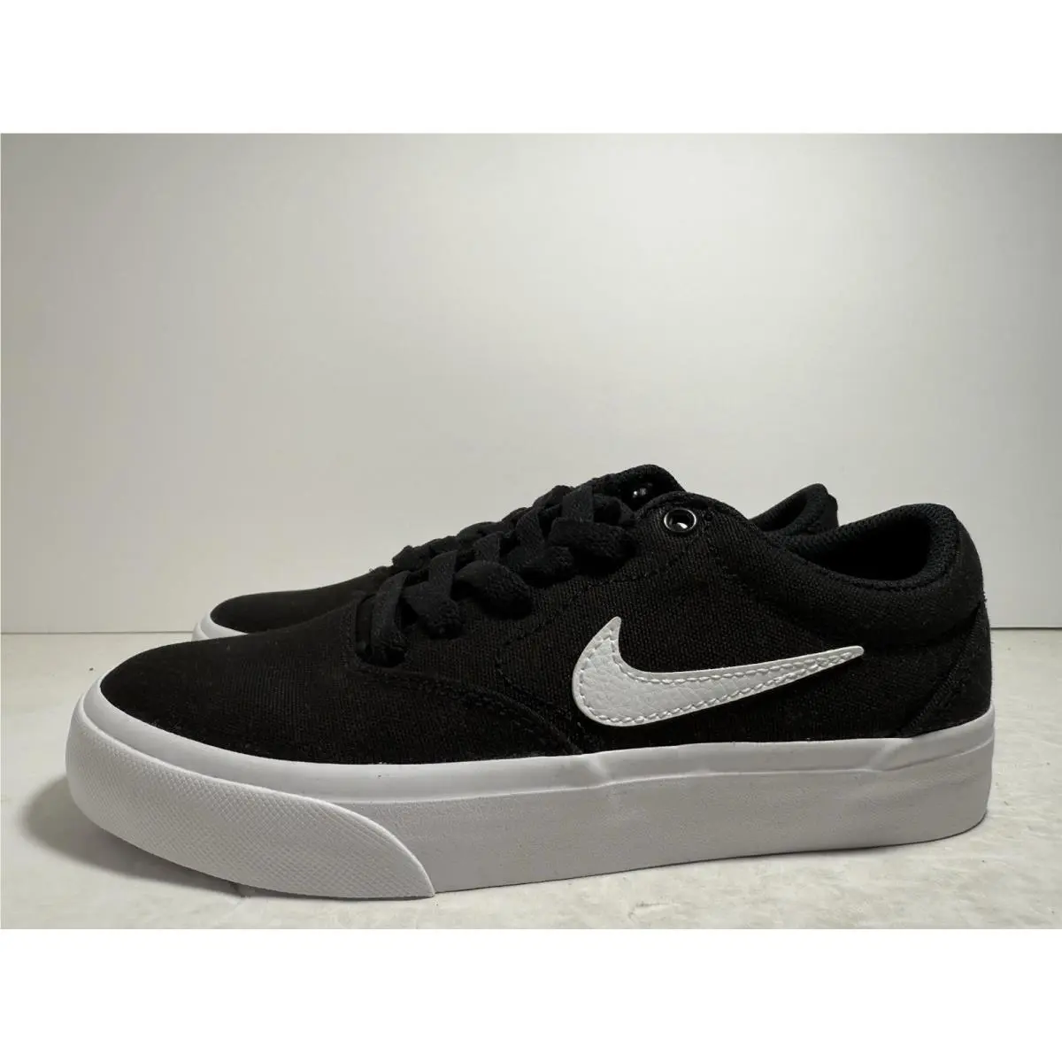 Nike shoes - Nike Charge - Charge - IM4398-001 - Colorway 7