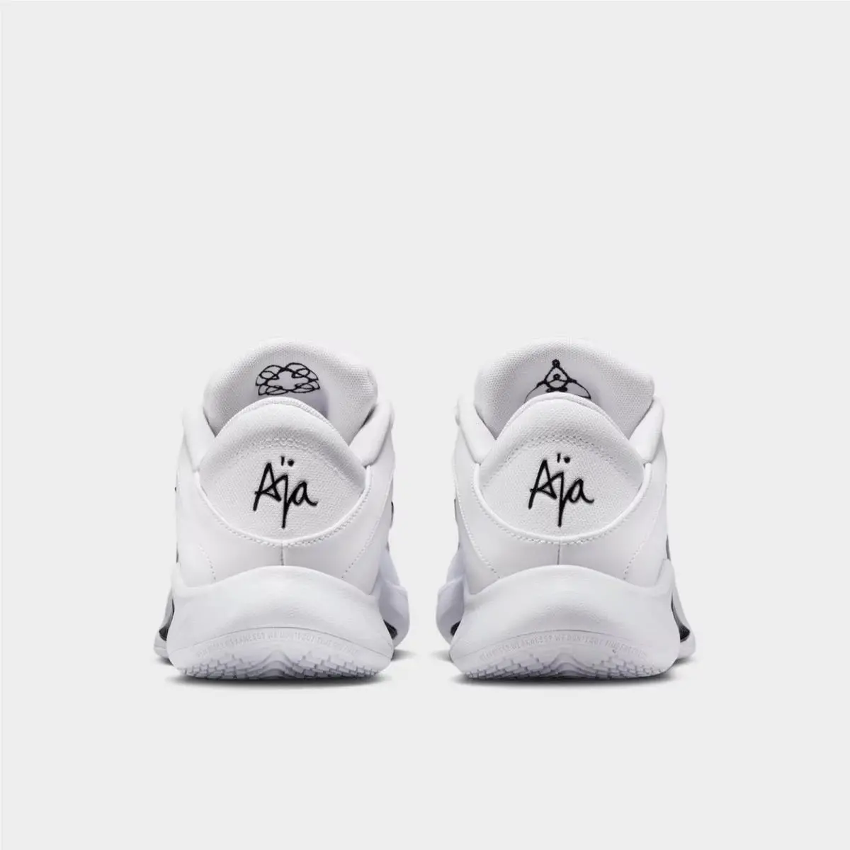 Nike shoes - HQ8500 100 - White/Black/White 2