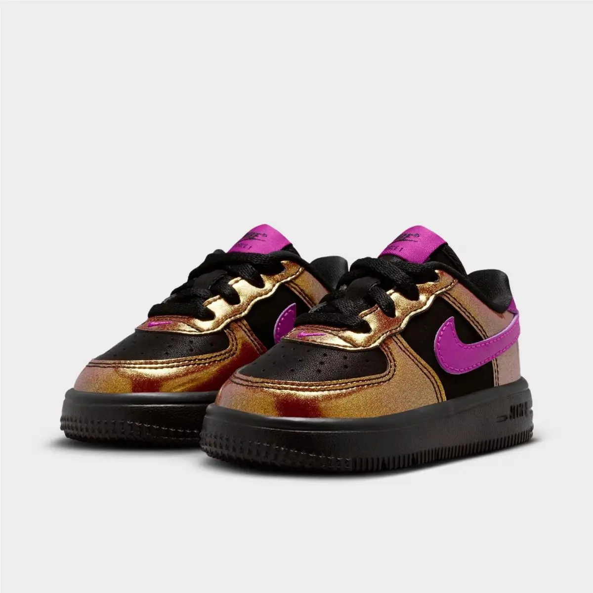 Nike shoes - IQ2739 001 - Black/Bold Berry 1