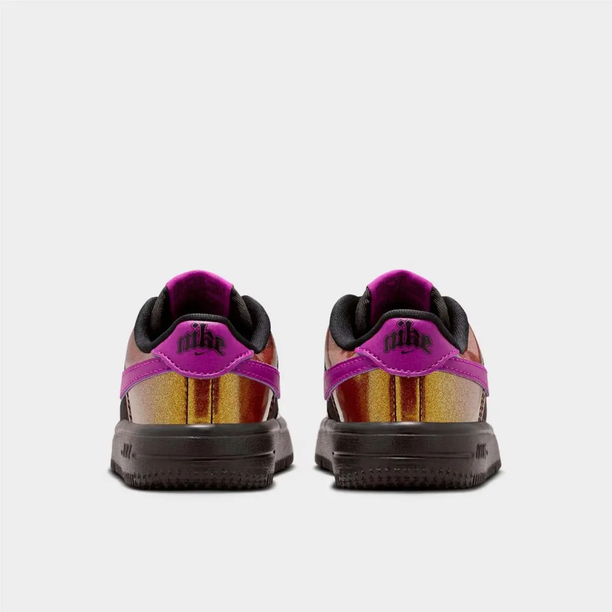 Nike shoes - IQ2739 001 - Black/Bold Berry 2