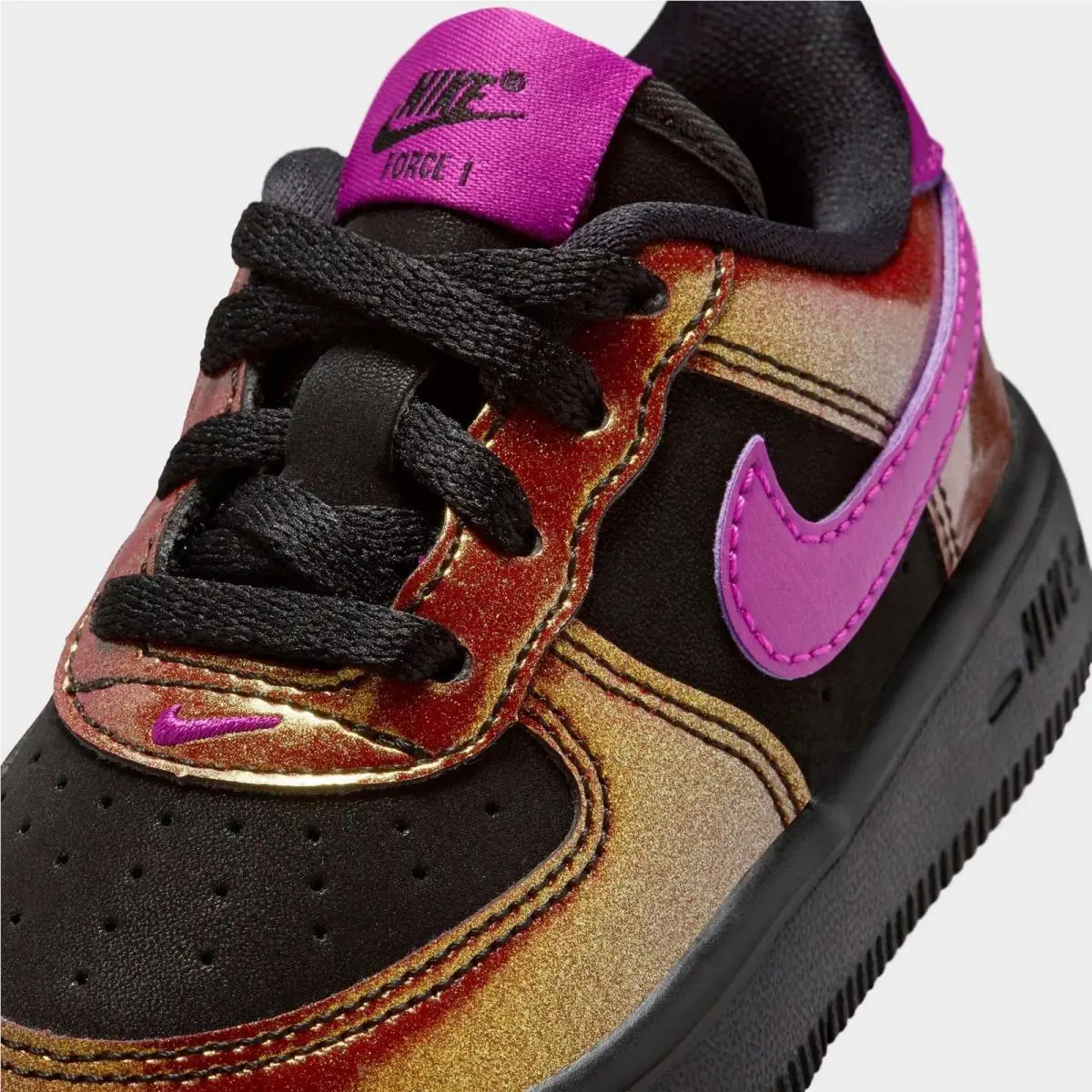 Nike shoes - IQ2739 001 - Black/Bold Berry 0