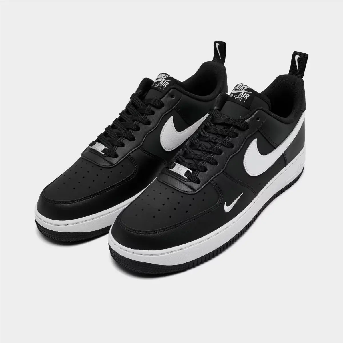 Nike shoes - IR5599 001 - Black/White/Black 5