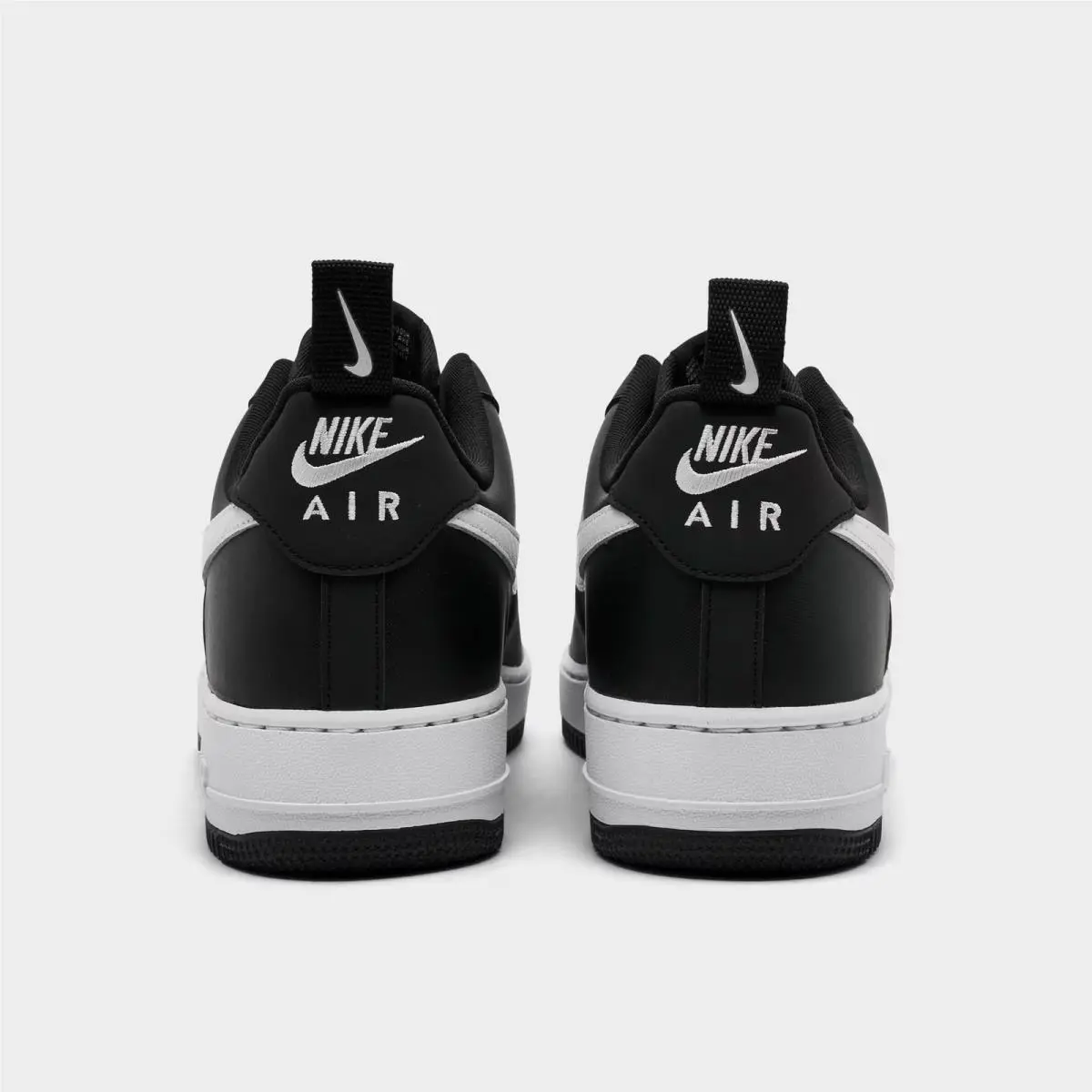 Nike shoes - IR5599 001 - Black/White/Black 6