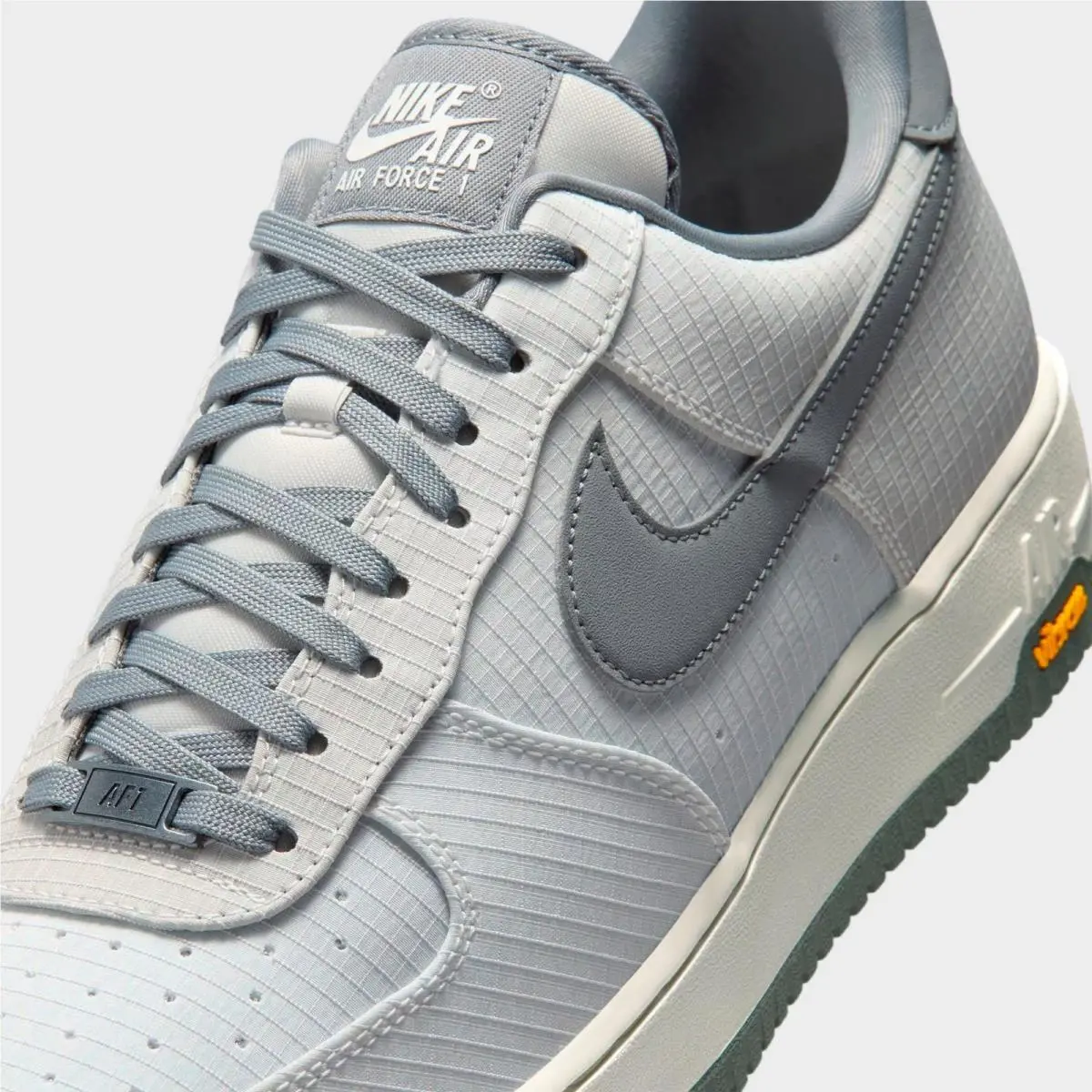 Nike shoes - IH1943 100 - Summit White/Light Bone/Speed Yellow/Smoke Grey 0