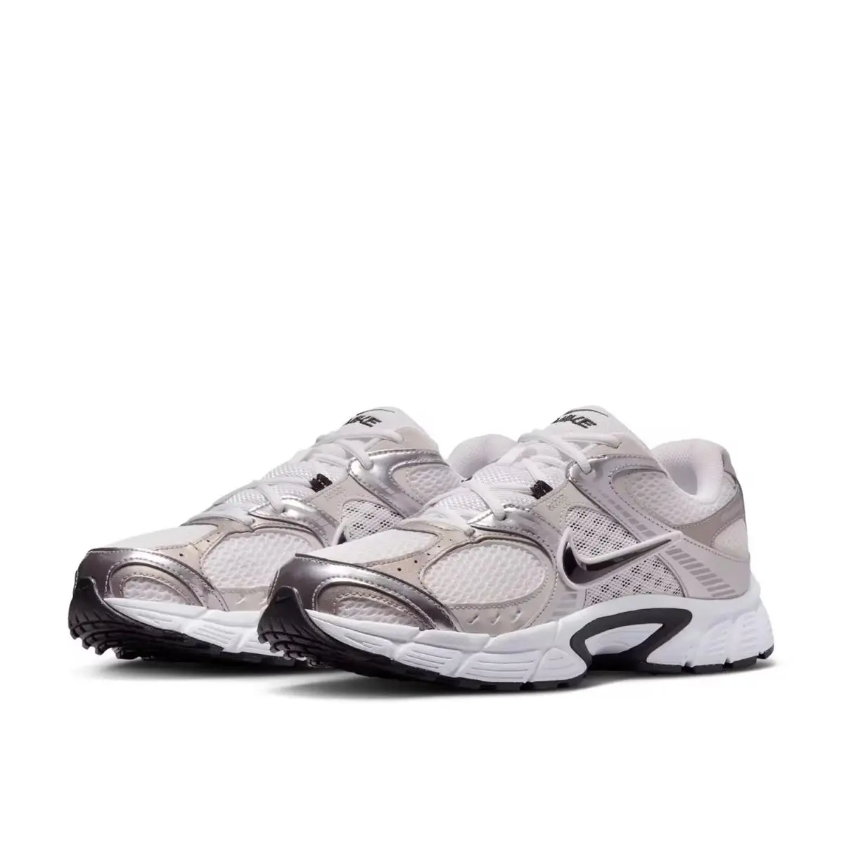 Nike shoes - White/Black 11