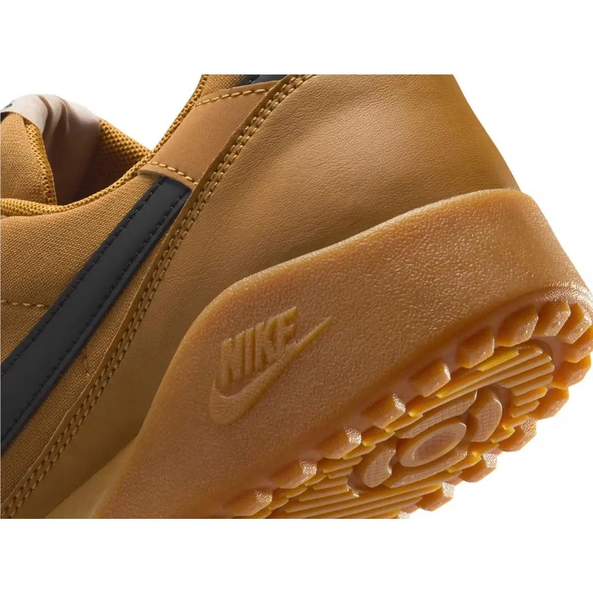 Nike shoes - Wheat/Black 7