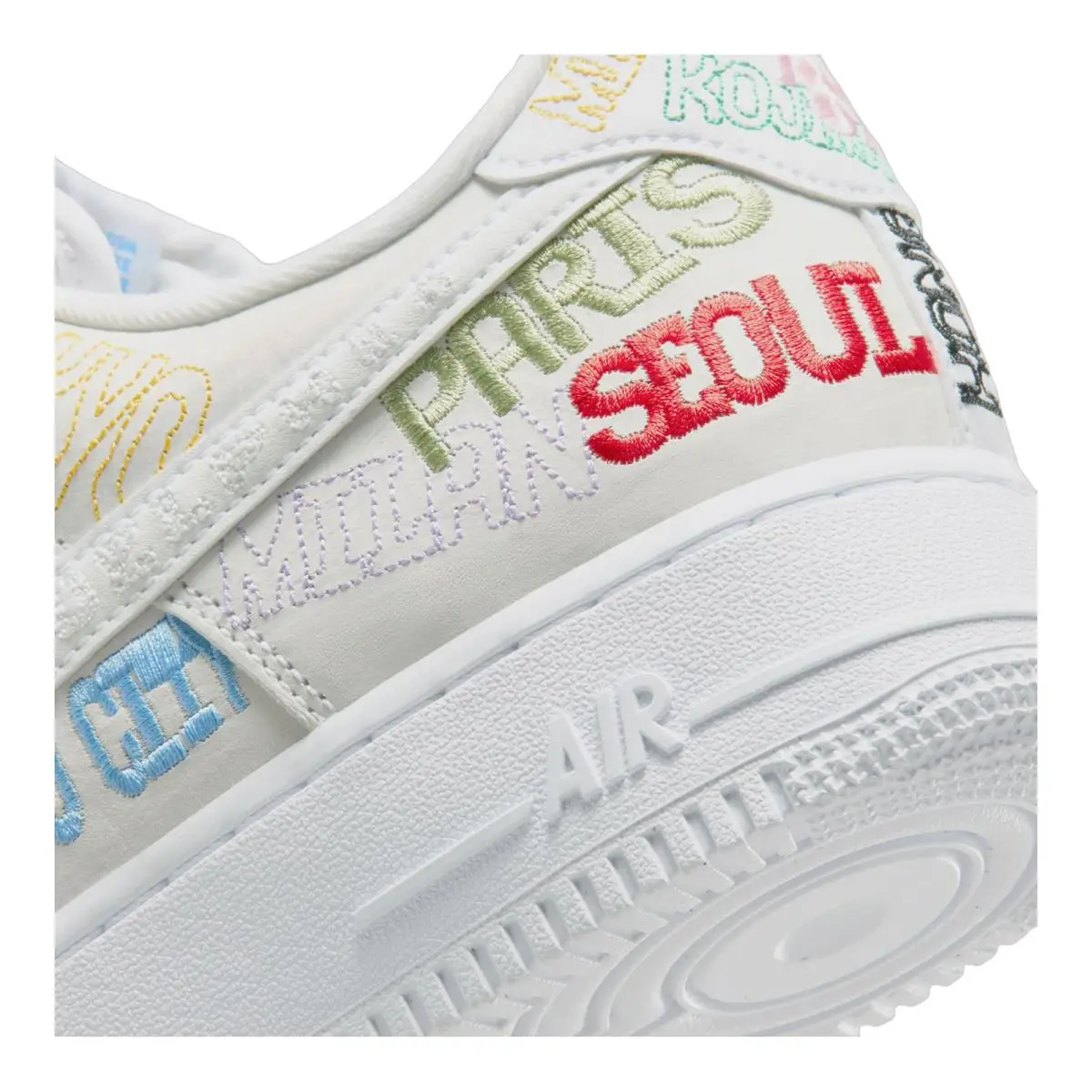 Nike shoes - Nike Air Force 1 Low World Tour - II1549-100 - White/White 12