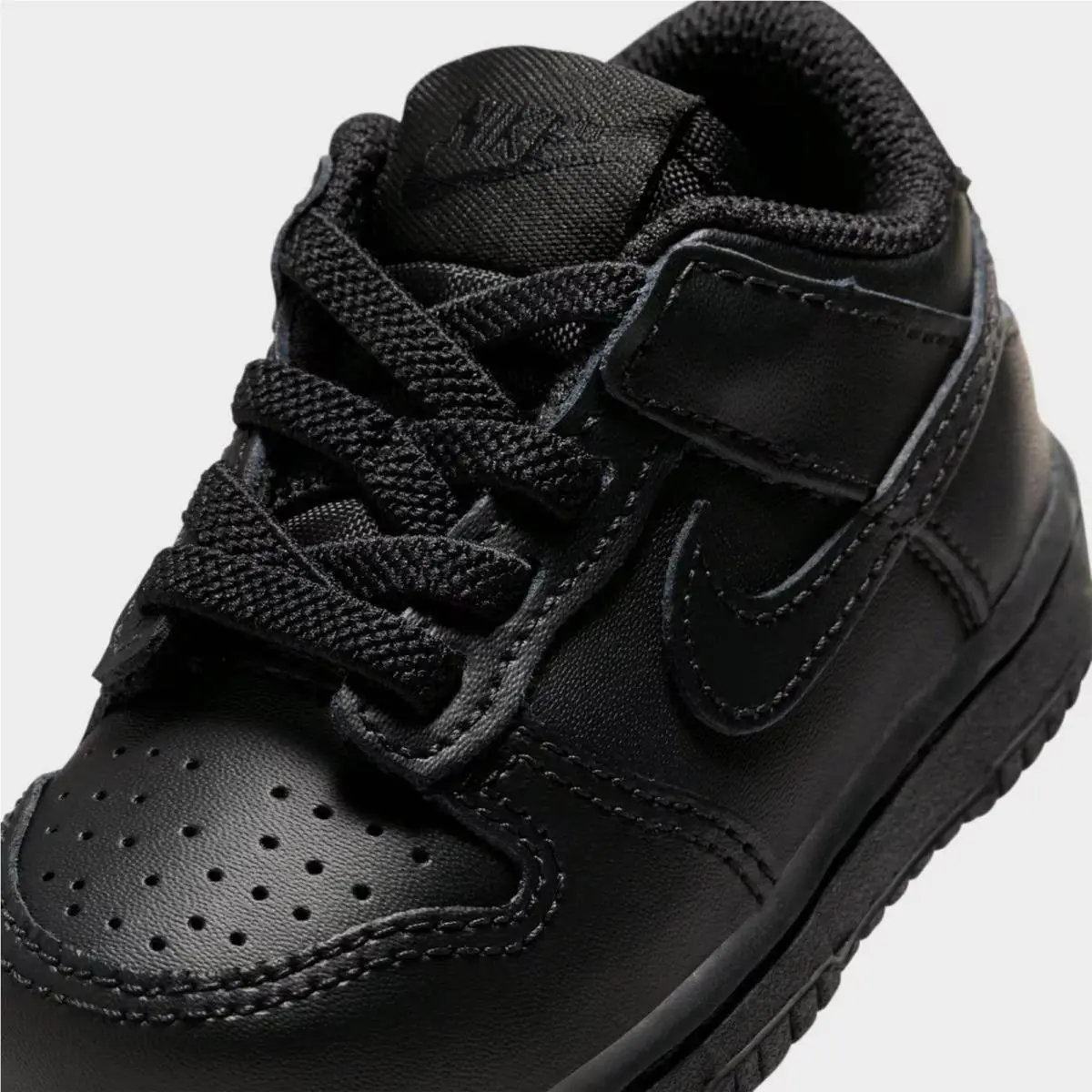 Nike shoes - FB9107 009 - Black/Black/Black 0