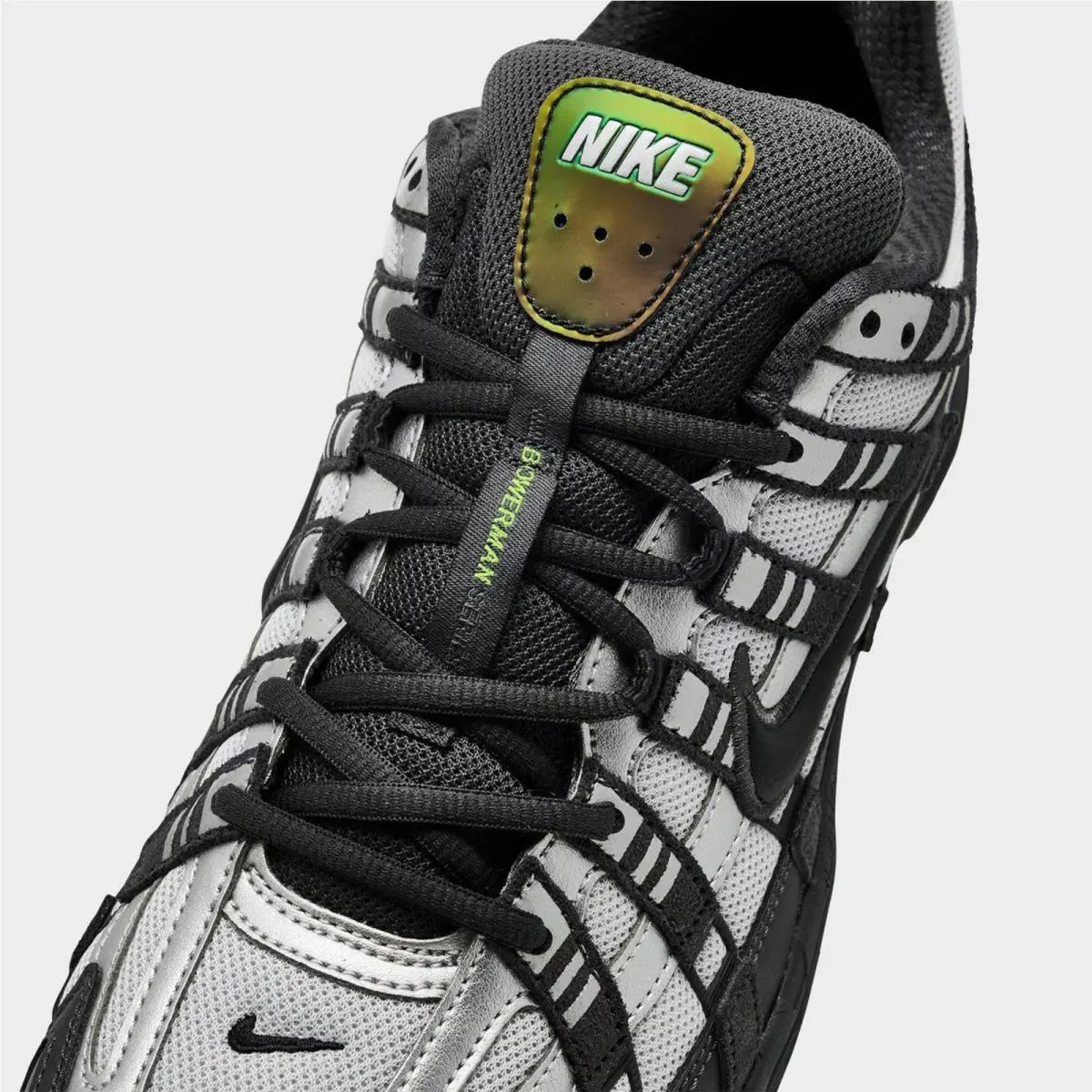 Nike shoes - IQ0577 025 - Grey Fog/Black/Anthracite/Volt 4