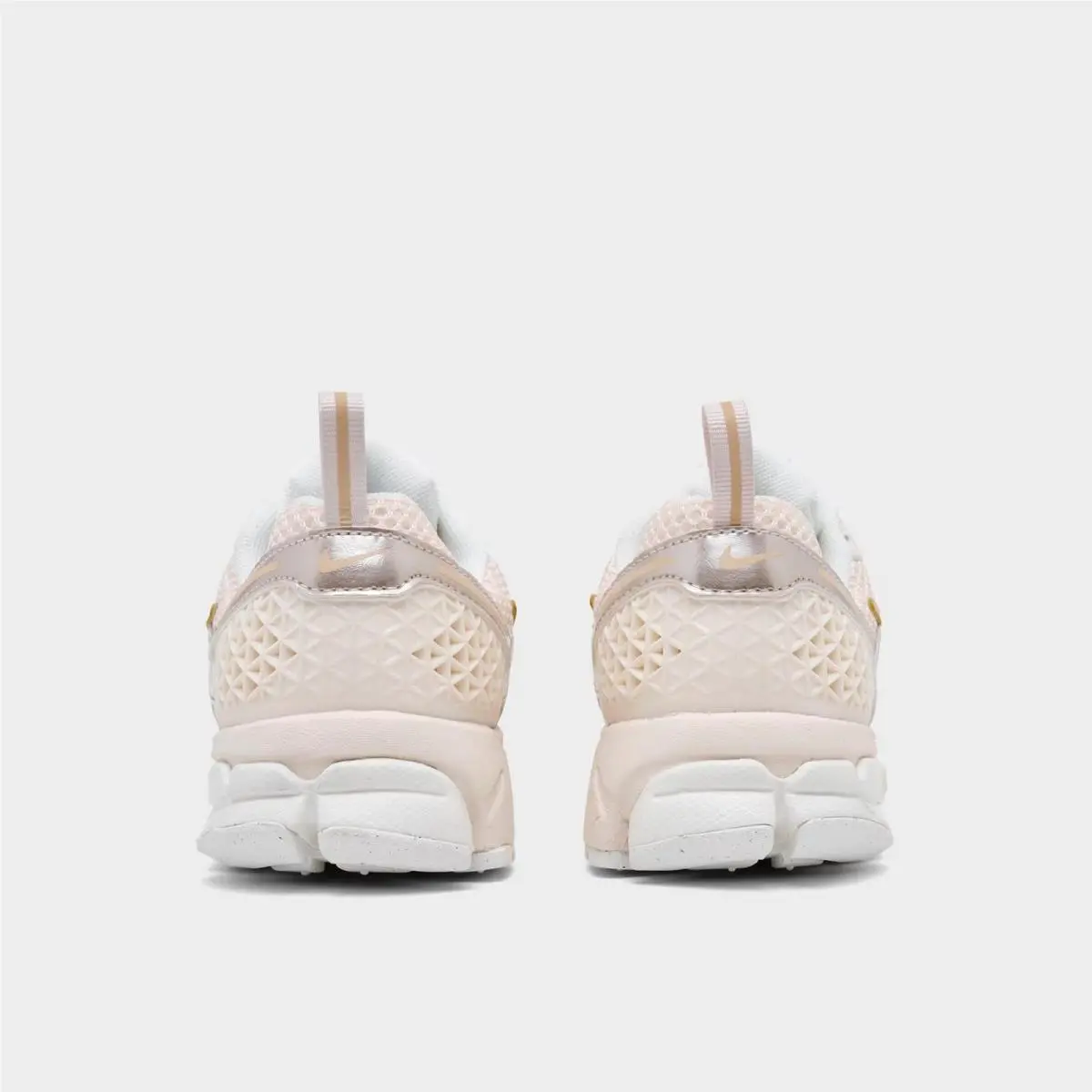 Nike shoes - HF6998 110 - Chalk/Sail 2