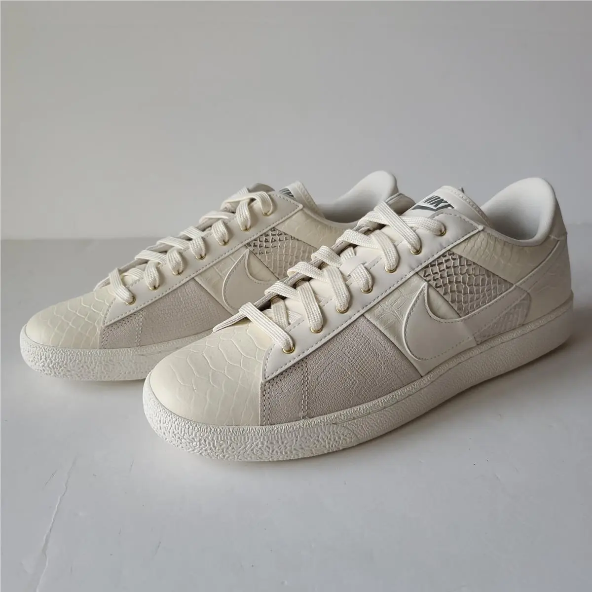 Nike shoes - Nike Tennis Classic - Tennis Classic - IQ5786-100 - White 1