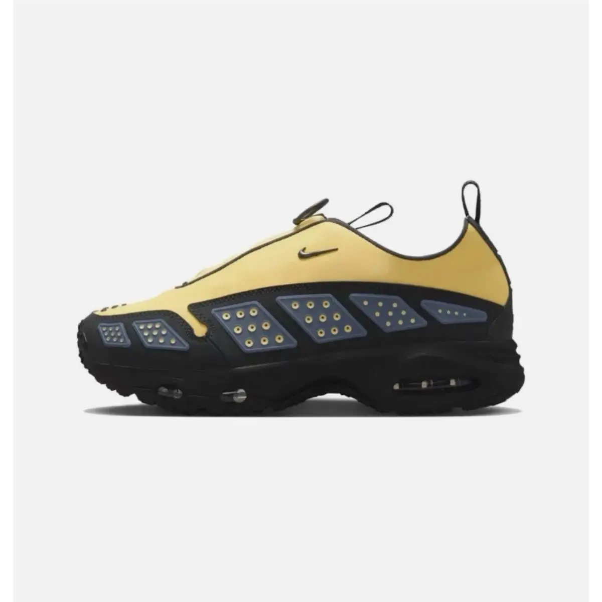 Size 6.5 Women- Nike Air Sunder Max Saturn Gold W
