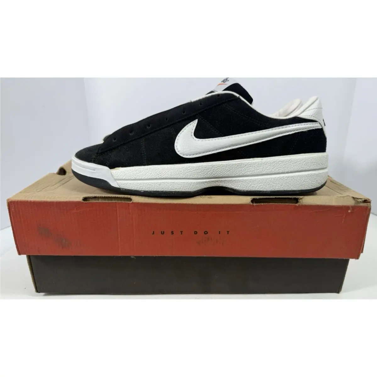Nike The Fortnight Suede Size 11.5 Black Low Sneakers Shoes 1999 DS Read