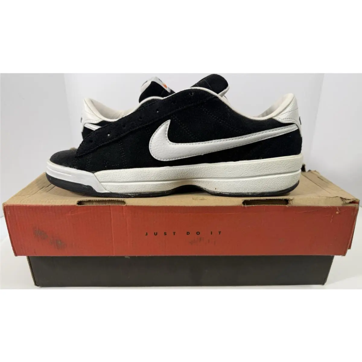 Nike shoes - The Fortnight Suede - The Fortnight Suede - 830228-013 - Black, Manufacturer: Black/White 7
