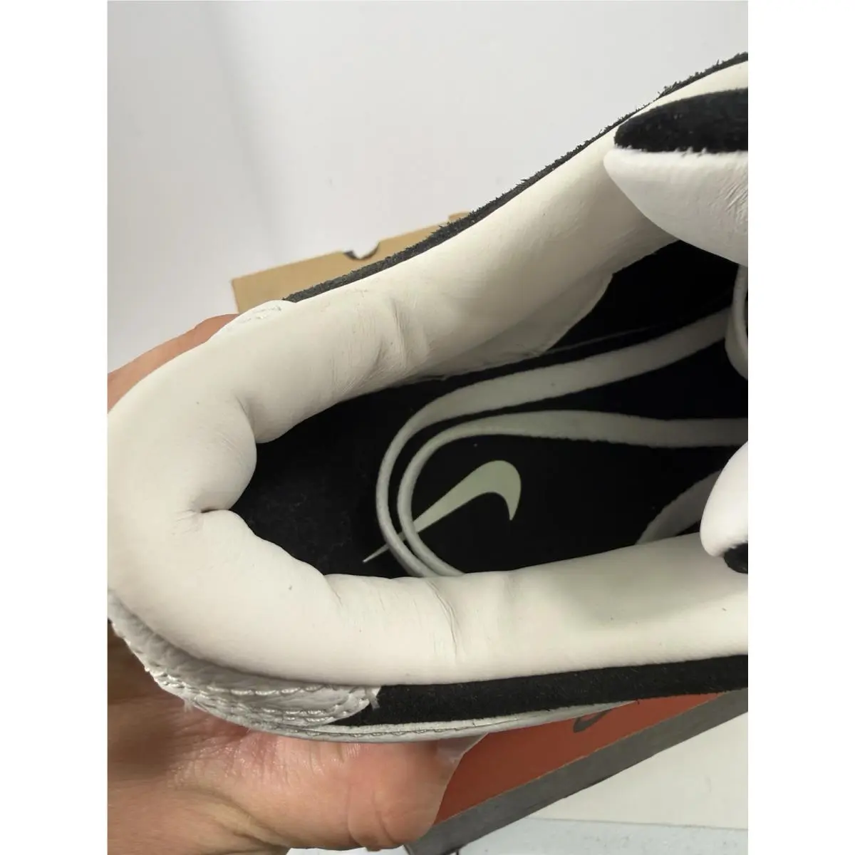 Nike shoes - The Fortnight Suede - The Fortnight Suede - 830228-013 - Black, Manufacturer: Black/White 10