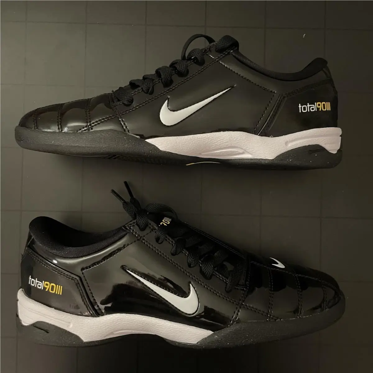 Nike shoes - Nike Total 90 - Total - HJ9351-600 - Black 3