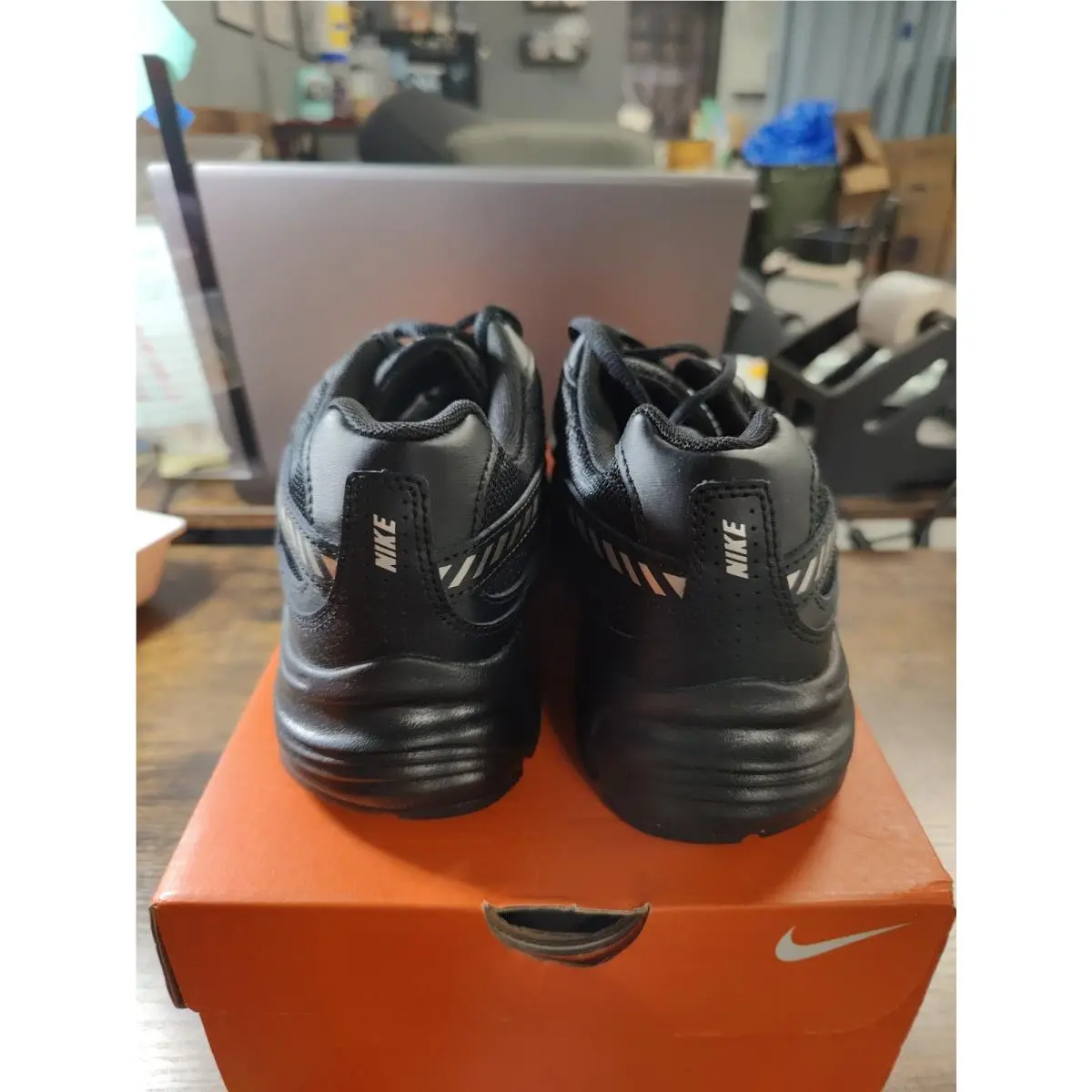 Nike shoes - Nike Initiator - Initiator - IB4595-001 - Black 2
