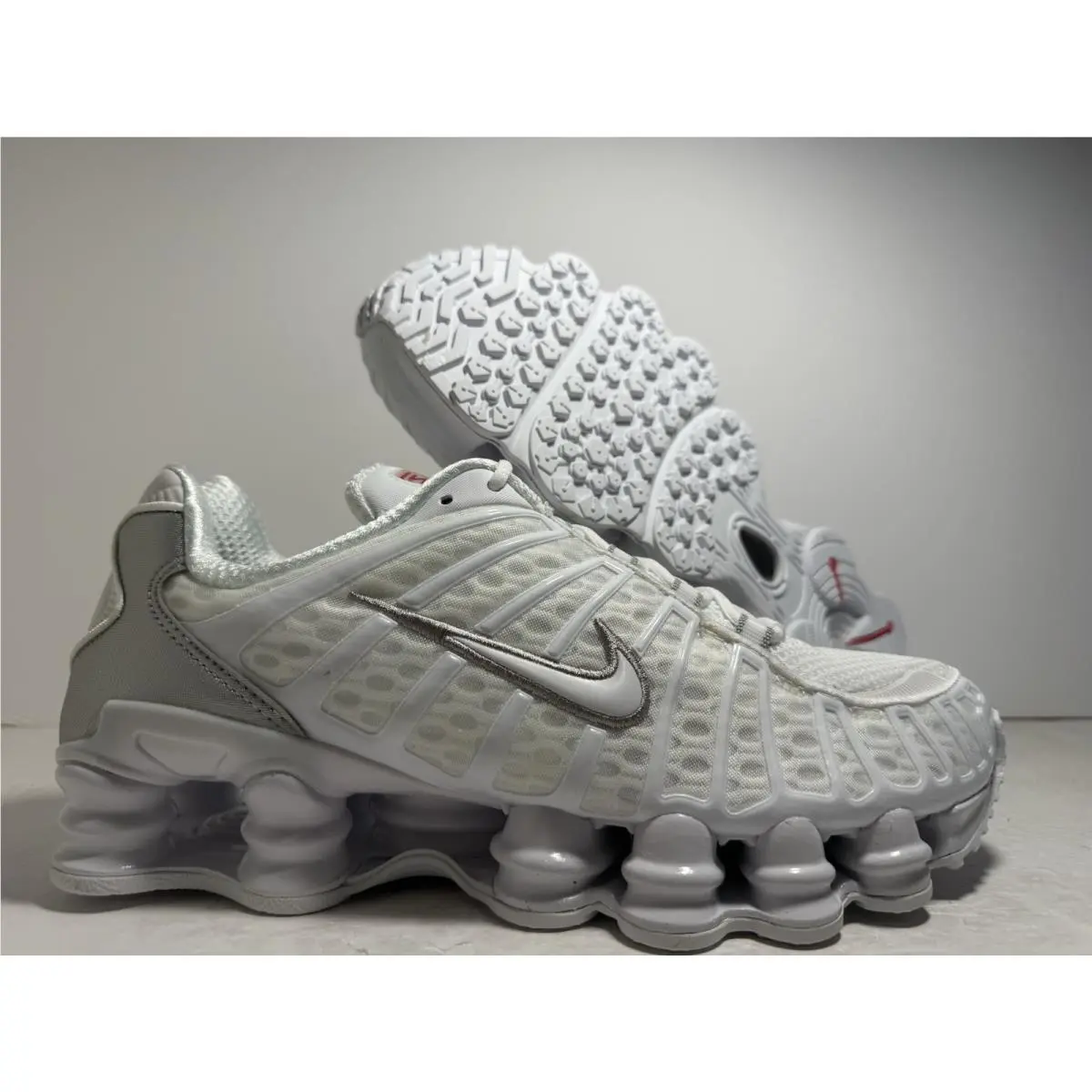 Nike Shox TL Running Sneakers White Women`s Size 10 US AR3566-100