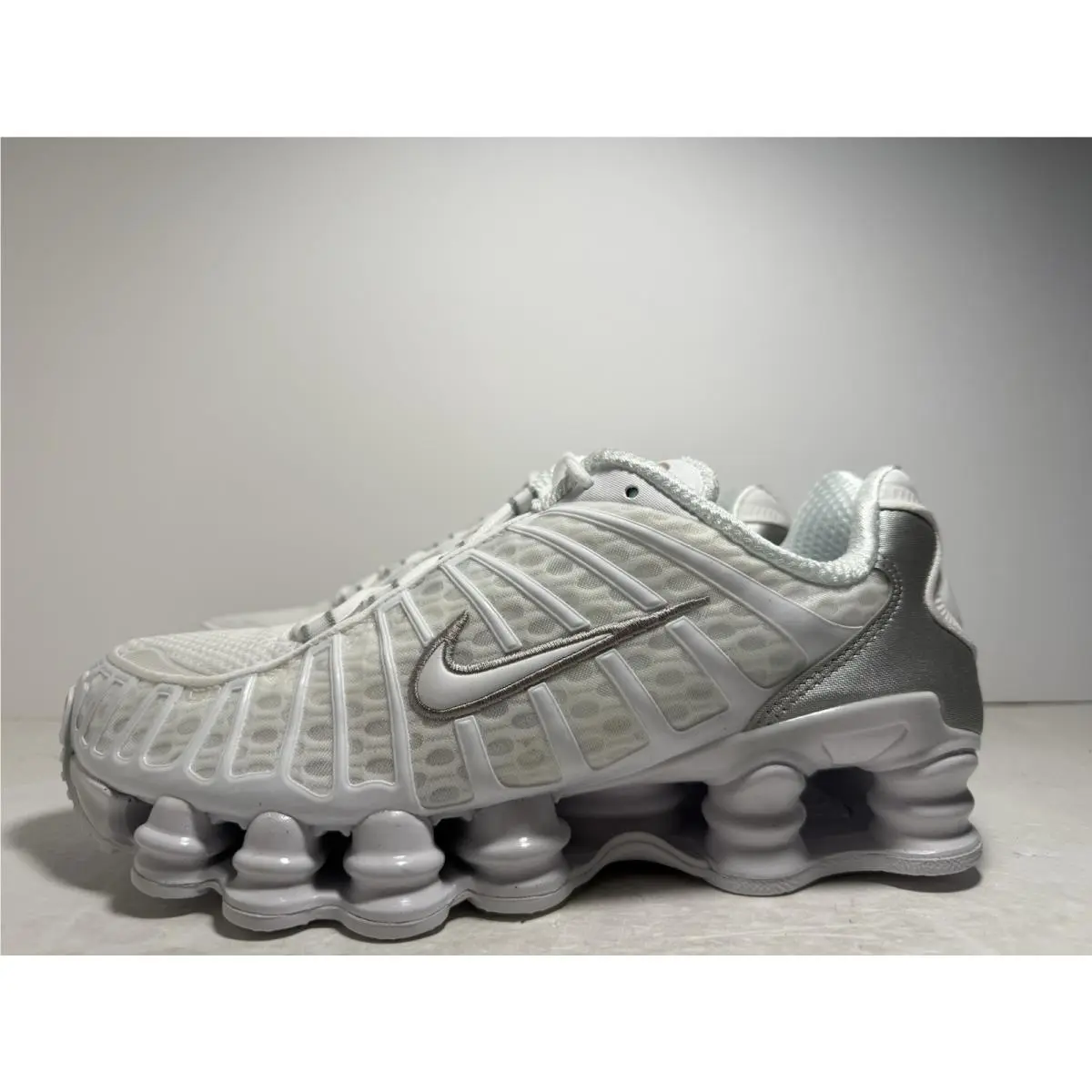 Nike shoes - Nike Shox - Shox - AR3566 100 - White (UPC: 00192499000224) 2