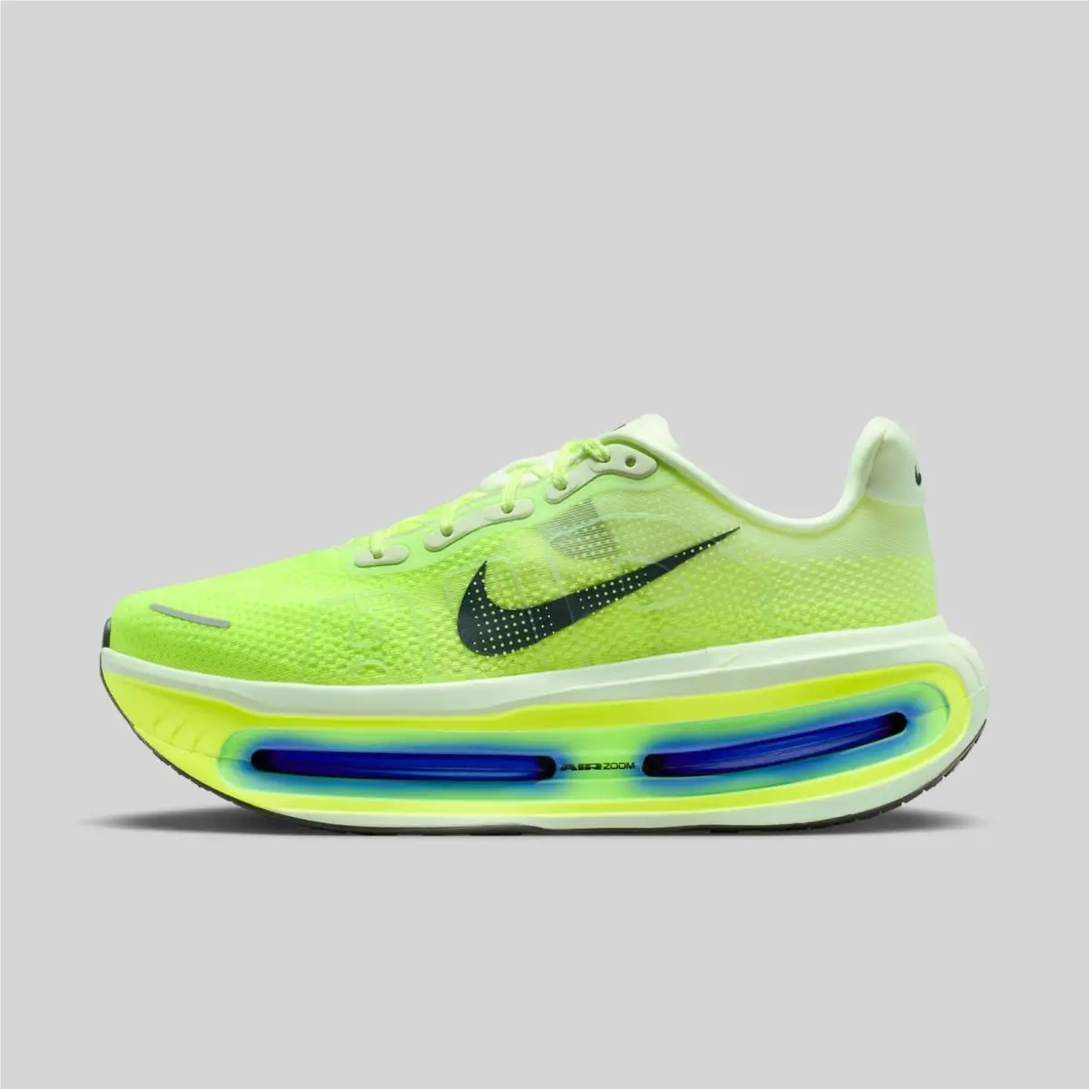 Nike shoes - Nike Vomero - Vomero - HM5973-400 - Green 0