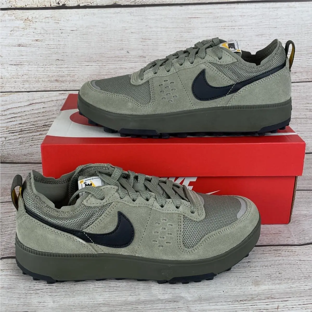C1ty Surplus Light Mens Sz 7 Sneakers Green FZ3863-300 by Nike