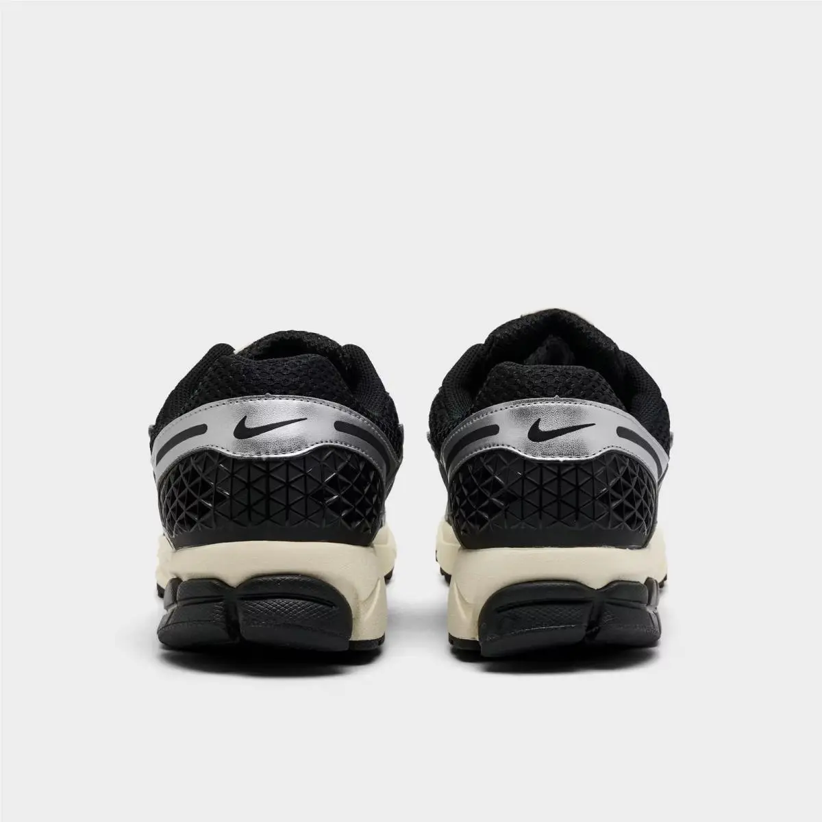 Nike shoes - IM3486 003 - Black/Metallic Silver/Coconut Milk/Chrome 2