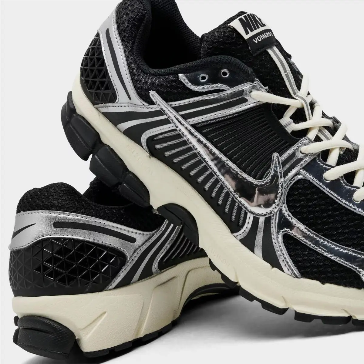 Nike shoes - IM3486 003 - Black/Metallic Silver/Coconut Milk/Chrome 4