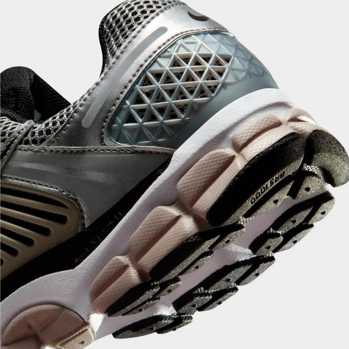 Nike shoes - FJ4151 007 - Metallic Silver/College Grey/Black 0