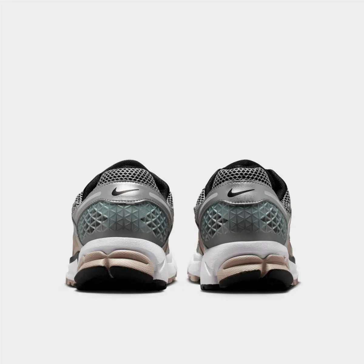 Nike shoes - FJ4151 007 - Metallic Silver/College Grey/Black 6