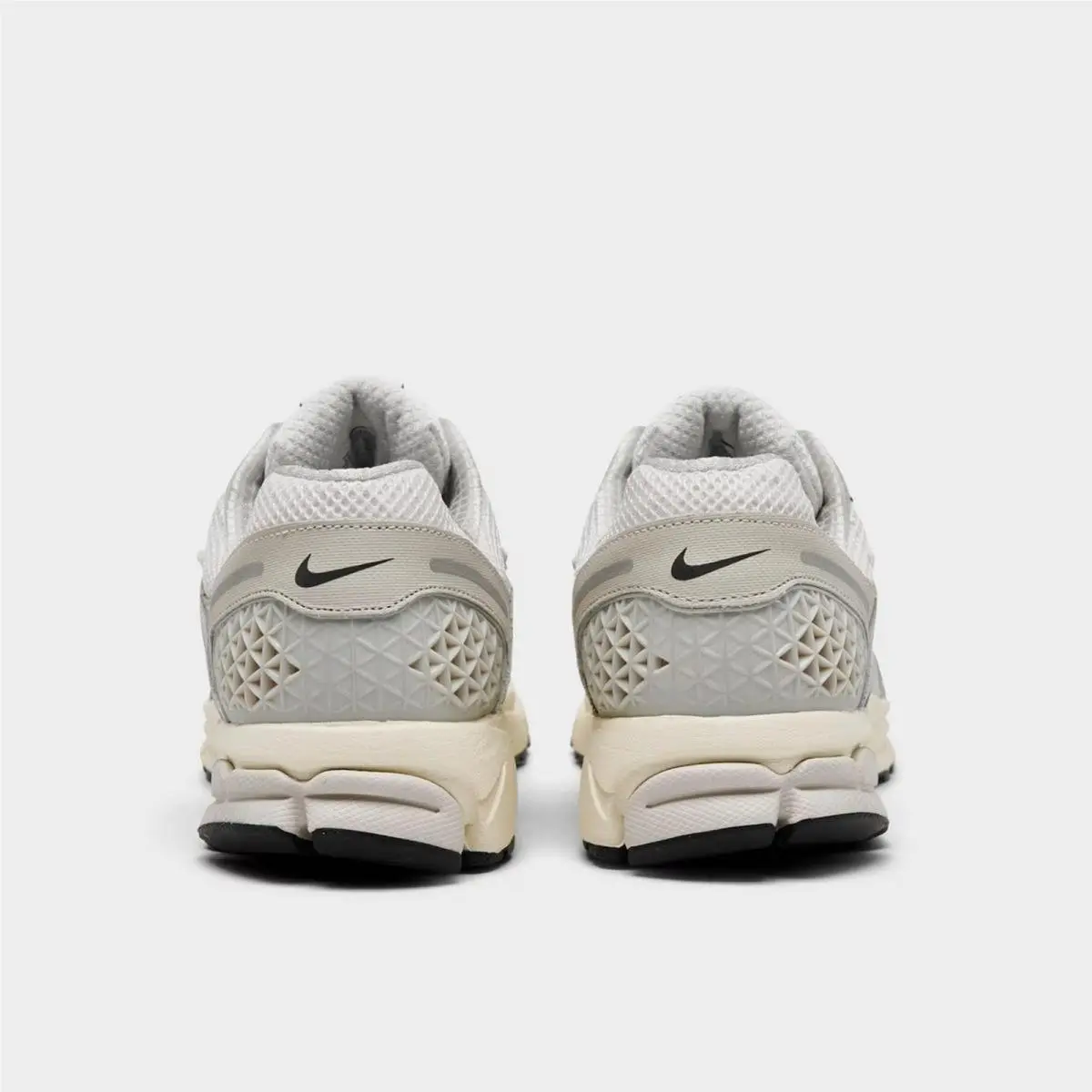 Nike shoes - HF0731 007 - Platinum Tint/Cashmere/Iron Grey/Photon Dust 2