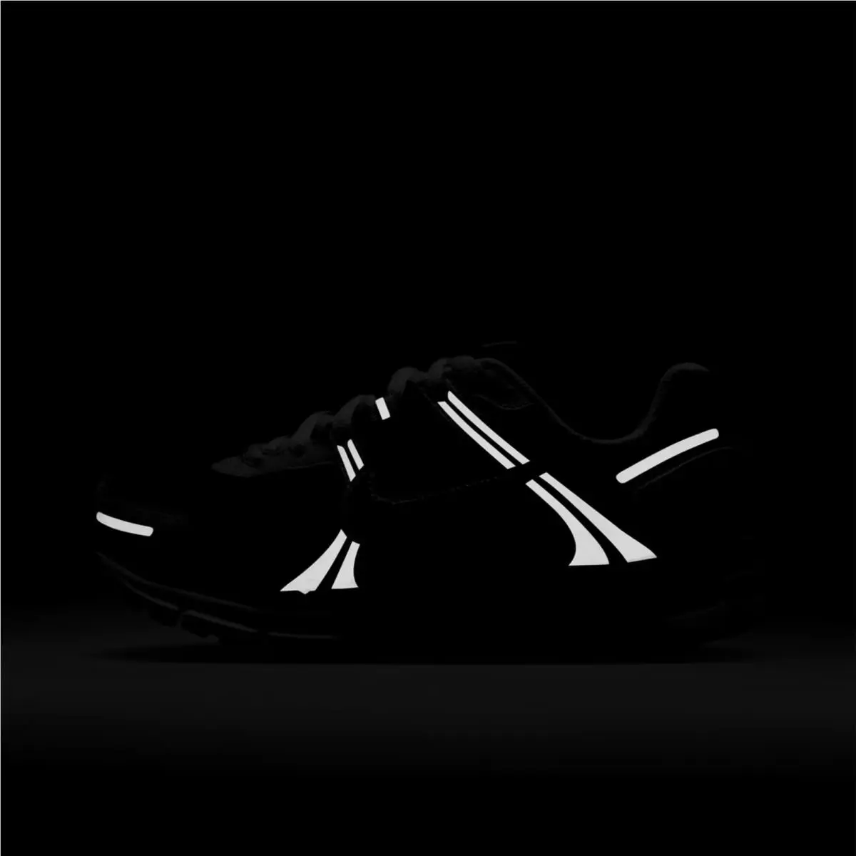 Nike shoes - HF0731 007 - Platinum Tint/Cashmere/Iron Grey/Photon Dust 0