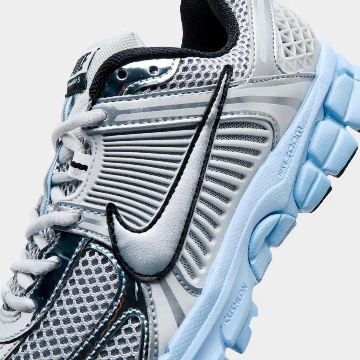 Nike shoes - IV2381 025 - Photon Dust/Hydrogen Blue/Cobalt Bliss/Metallic Silver 0